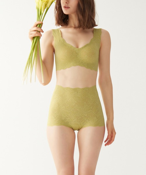 GUNZE（グンゼ）の「KIREILABO/キレイラボ ガードルファンデ 柔らかくて低刺激 ショートソフトガードル 保湿（その他アンダーウェア/インナー・レディース・レッド/ブラック/ベージュ/イエロー/シルバー/ピンク/ブラウン系その他2/コーラル/ロイヤルブルー/ミント/スモークグレー/ブルーグリーン/ベージュ系その他/サーモンピンク/ネイビー/モスグリーン/グリーン系その他/ナチュラル・X-LARGE/MEDIUM/LARGE）」の20枚目の写真