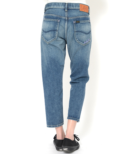 Lee（リー）の「【ar掲載】X-girl × LEE CLAIRE JEANS（デニムパンツ・レディース・ライトインディゴブルー・25inch/26inch/27inch）」の8枚目の写真
