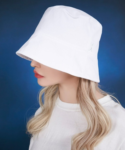 VARZAR(バザール)の「VARZAR(バザール)/Stud drop over fit bucket hat/スタッズ ドロップ オーバーフィット バケットハット(ハット・レディース・ブラック/グレー/ホワイト/ベージュ/グリーン・FREE)」の13枚目の写真