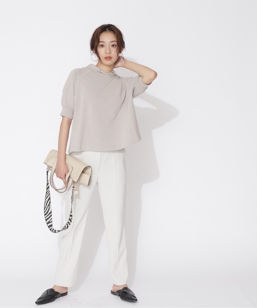 NATURAL BEAUTY BASIC(ナチュラルビューティーベーシック)の「裏毛フーデッドプルオーバー(スウェット・レディース・グレー/オフホワイト/ライトグリーン・MEDIUM)」の17枚目の写真