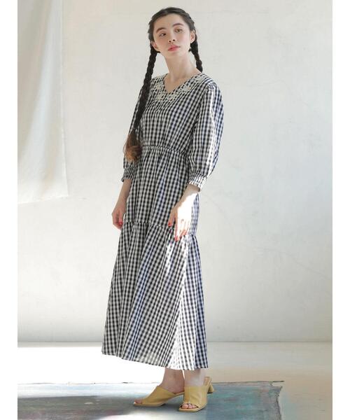 ESCAR（エスカー）の「・ESCAR ギンガム×花刺繍ワンピース（ワンピース・レディース・ブラック/グリーン・FREE）」の8枚目の写真