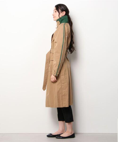 LACOSTE(ラコステ)の「リラックスフィットトレンチコート(トレンチコート・レディース・キャメル・36/38/34/40)」の2枚目の写真