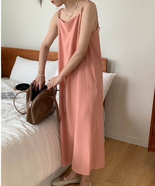 Opinion korean town（オピニオン コリアン タウン）の「YUGA ダブルストラップ　キャミソールワンピース（ワンピース・レディース・ブラック/カーキ/ピンク/イエロー/ブルー/グリーン・FREE）」の6枚目の写真