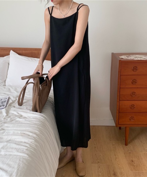 Opinion korean town（オピニオン コリアン タウン）の「YUGA ダブルストラップ　キャミソールワンピース（ワンピース・レディース・ブラック/カーキ/ピンク/イエロー/ブルー/グリーン・FREE）」の9枚目の写真