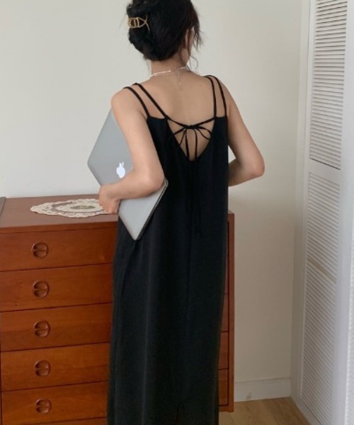 Opinion korean town（オピニオン コリアン タウン）の「YUGA ダブルストラップ　キャミソールワンピース（ワンピース・レディース・ブラック/カーキ/ピンク/イエロー/ブルー/グリーン・FREE）」の10枚目の写真