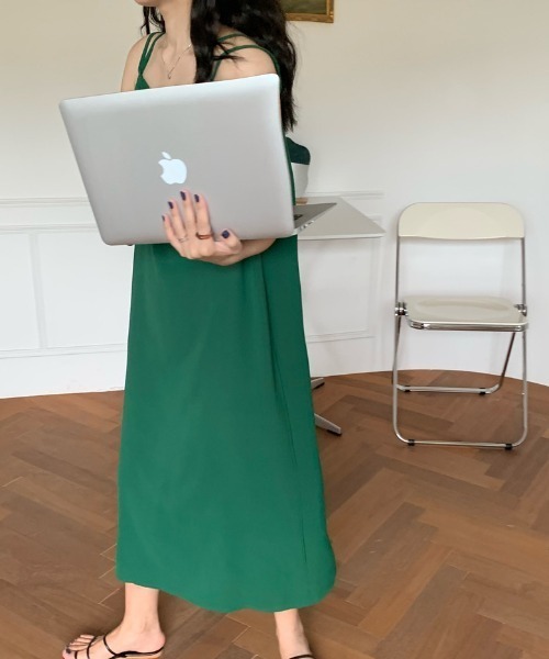 Opinion korean town（オピニオン コリアン タウン）の「YUGA ダブルストラップ　キャミソールワンピース（ワンピース・レディース・ブラック/カーキ/ピンク/イエロー/ブルー/グリーン・FREE）」の18枚目の写真