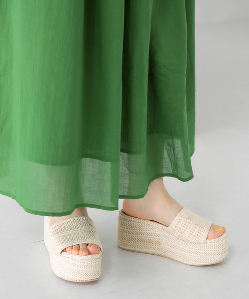 KBF(ケイビーエフ)の「プラットフォームサンダル(サンダル・レディース・ブラック/ブラウン/アイボリー・38/37/36)」の16枚目の写真