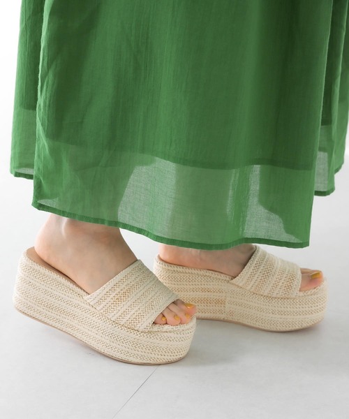 KBF(ケイビーエフ)の「プラットフォームサンダル(サンダル・レディース・ブラック/ブラウン/アイボリー・38/37/36)」の18枚目の写真