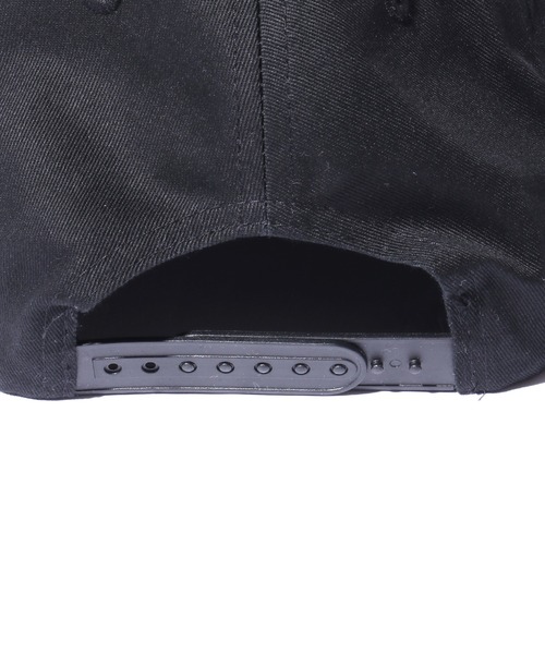 SANTA CRUZ(サンタクルーズ)の「SANTACRUZ/サンタクルーズ Classic Snapback Mid Profile Hat キャップ(キャップ・メンズ・ホワイト/ブラック・FREE)」の8枚目の写真