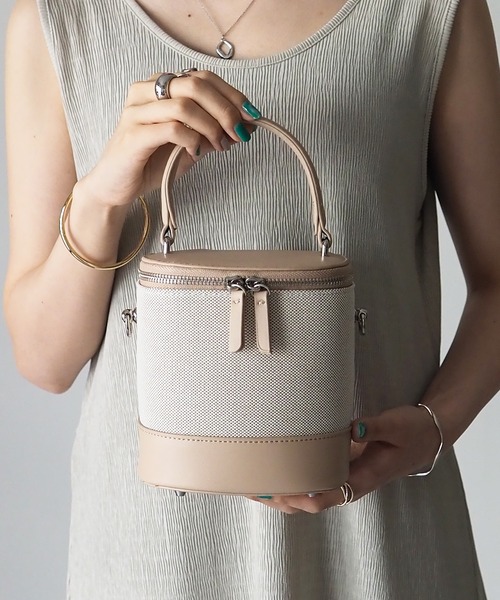 Riberry（リベリー）の「キャンバス切替バニティバッグ（ショルダーバッグ・レディース・ブラック/ブラウン/モカ/ベージュ・FREE）」の11枚目の写真