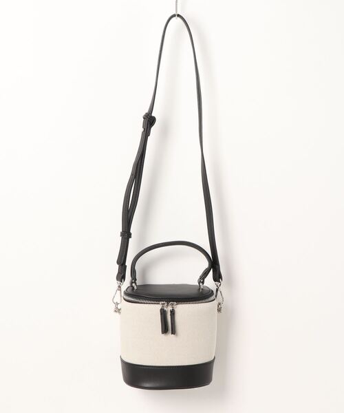 Riberry（リベリー）の「キャンバス切替バニティバッグ（ショルダーバッグ・レディース・ブラック/ブラウン/モカ/ベージュ・FREE）」の17枚目の写真