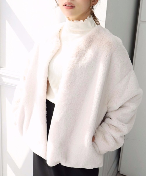 moment+（モーメントプラス）の「ブローチ付き 衿付きフェイクファーブルゾン（その他アウター・レディース・グレイッシュベージュ/ピンクベージュ/アイボリー/ブラウン/ブラック/モカ・M/FREE/L）」の8枚目の写真