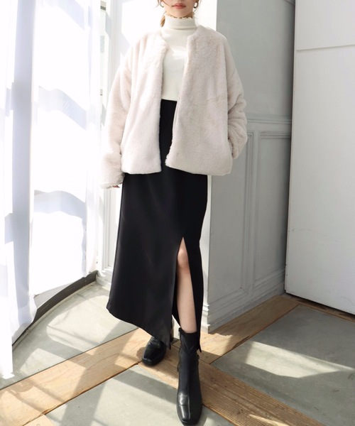 moment+（モーメントプラス）の「ブローチ付き 衿付きフェイクファーブルゾン（その他アウター・レディース・グレイッシュベージュ/ピンクベージュ/アイボリー/ブラウン/ブラック/モカ・M/FREE/L）」の11枚目の写真