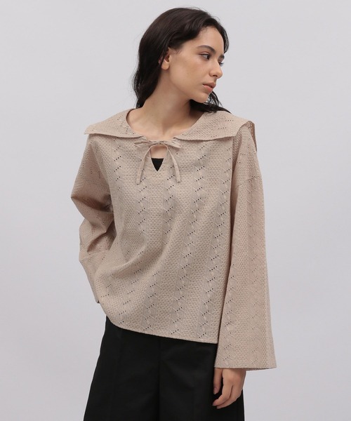 LAKOLE（ラコレ）の「セーラーカラーレースブラウス / 353119（シャツ/ブラウス・レディース・ブラック/ベージュ/オフホワイト・SMALL/MEDIUM）」の3枚目の写真