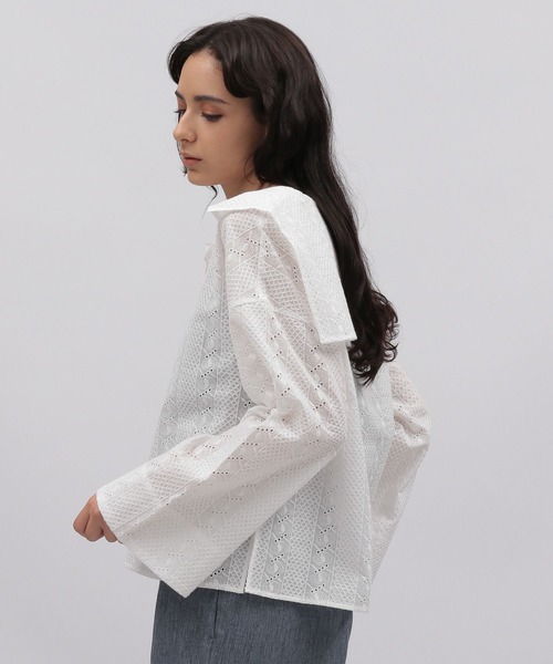 LAKOLE（ラコレ）の「セーラーカラーレースブラウス / 353119（シャツ/ブラウス・レディース・ブラック/ベージュ/オフホワイト・SMALL/MEDIUM）」の6枚目の写真