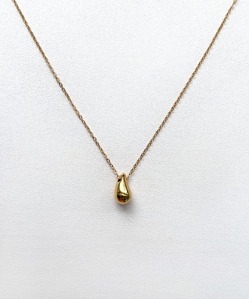 CEMONEMO(セモネモ)の「【金属アレルギー対応】 ティアドロップ ペンダント ネックレス / サージカルステンレス 316L(ネックレス・レディース・シルバー/ゴールド・FREE)」の6枚目の写真