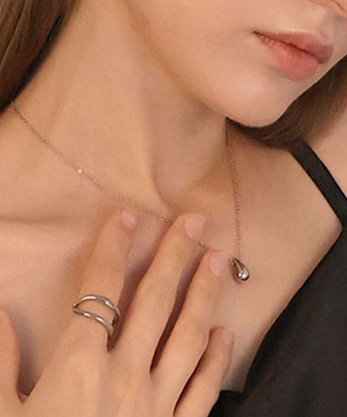 CEMONEMO(セモネモ)の「【金属アレルギー対応】 ティアドロップ ペンダント ネックレス / サージカルステンレス 316L(ネックレス・レディース・シルバー/ゴールド・FREE)」の16枚目の写真