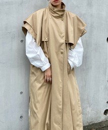 シャークスキンスリーブレスコート