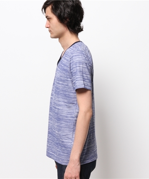 MEN'S BIGI（メンズビギ）の「デザインリブ　VネックTシャツ/吸汗速乾素材（Tシャツ/カットソー・メンズ・ブルー/サックスブルー/ネイビー/ライトピンク/ホワイト/グレー・LL/SMALL/MEDIUM/LARGE）」の7枚目の写真