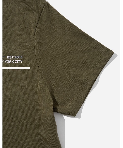 Saturdays NYC(サタデーズ ニューヨークシティ )の「Fundamental Standard SS Tee(Tシャツ/カットソー・レディース・ネイビー/ブラック/オリーブ・L/M/S/X-SMALL)」の4枚目の写真