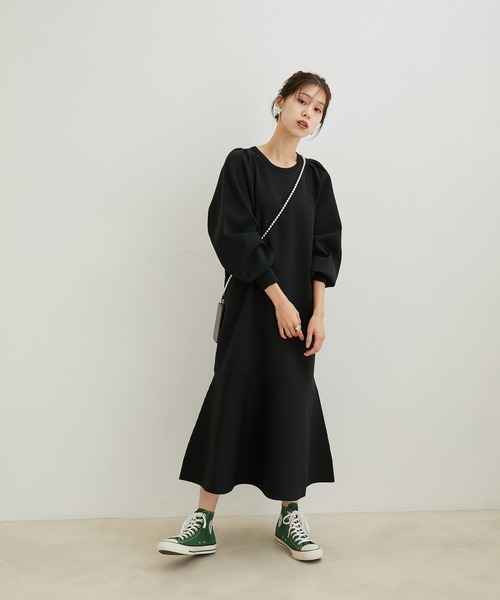 VIS（ビス）の「【洗える】パフスリーブロングワンピース【sustainable】（ワンピース・レディース・ブラック/ベージュ・FREE）」の4枚目の写真