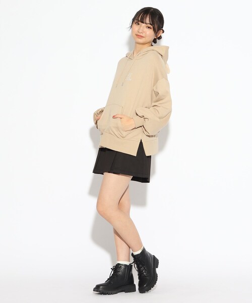 PINK-latte(ピンクラテ)の「◆裏毛くま耳ワンポイントパーカー(パーカー・キッズ・ダークブラウン/ベージュ/アイボリー・15 /14/16)」の14枚目の写真