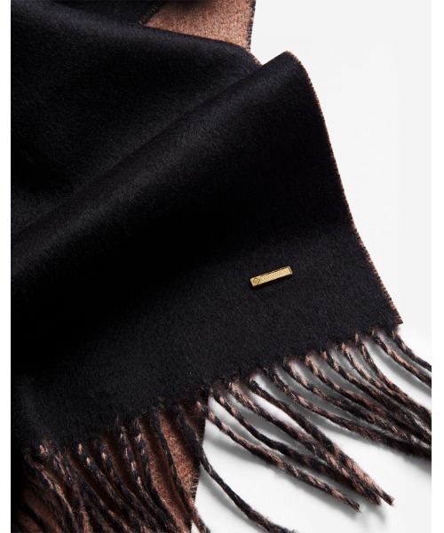 dunhill(ダンヒル)の「【返却】カシミア ダブルフェイスマフラー(マフラー・メンズ・ブラック/ブルー/チャコールグレー×ブラック・ONE SIZE)」の11枚目の写真