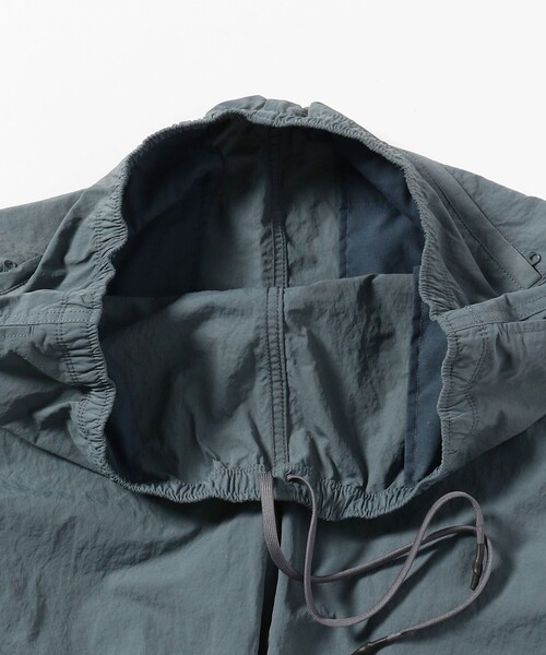 BEAMS（ビームス）の「BEAMS / ナイロン パッカリング イージー パンツ（その他パンツ・メンズ・ブラック/ブルー系その他・L/S/M/XL）」の17枚目の写真