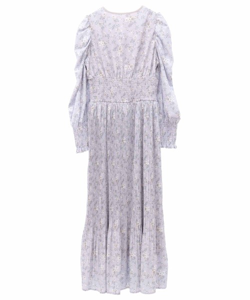 31 Sons de mode（トランテアン　ソン　ドゥ　モード）の「デコルテ開き花柄プリーツワンピース（ワンピース・レディース・クリーム/ラベンダー・38/36）」の16枚目の写真