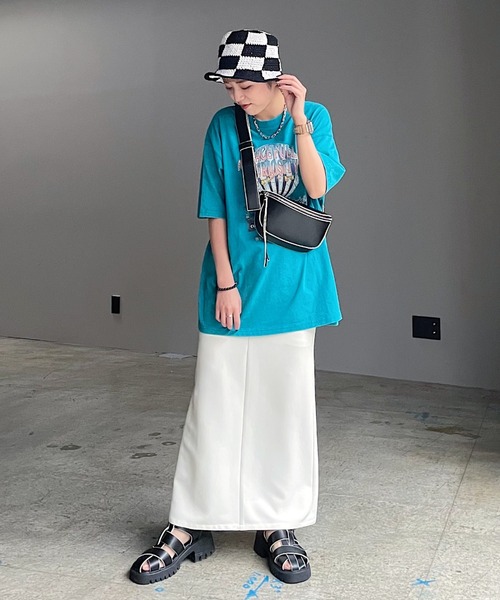 PAGEBOY(ページボーイ)の「モアラクフィットタイトスカート(スカート・レディース・オフホワイト/カーキ/ブラック/チャコールグレー/オレンジ系その他・S/M/L)」の8枚目の写真