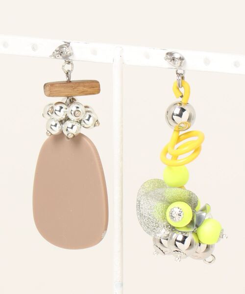 tone（トーン）の「【KKSHOP】ハチイエローピアス(MA)（ピアス（両耳用）・レディース・イエロー系その他・FREE）」の2枚目の写真