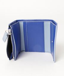 Maison Kitsune（メゾンキツネ）の「CHILLAX ULTRA COMPACT