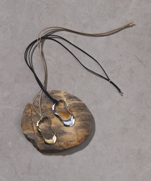 A part by（アパートバイ）の「コードワントップネックレス（ネックレス・レディース・シルバー/ゴールド・FREE）」の5枚目の写真