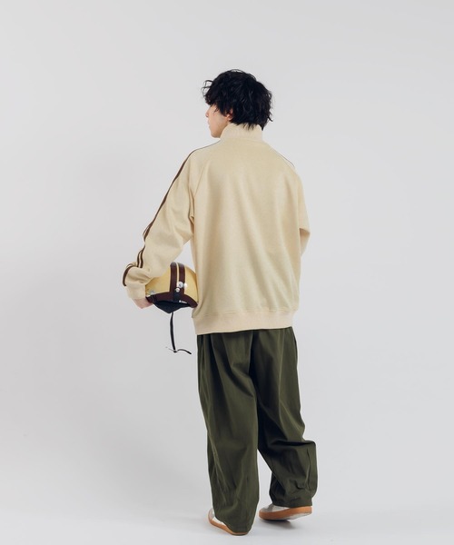 MUHET（ミュエータ）の「トラックジャケット（ジャージ・レディース・アイボリー/ネイビー・MEDIUM/X-LARGE）」の8枚目の写真