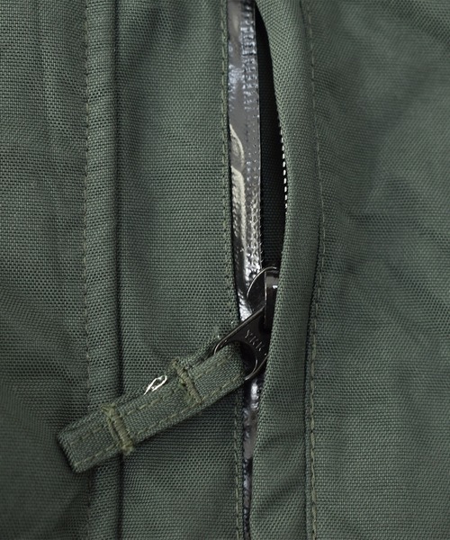 Carhartt（カーハート）の「【ヴィンテージ古着】90~00s Carhartt / カーハート フルジップ ナイロンワークジャケット（ナイロンジャケット・メンズ・カーキ・LARGE）」の11枚目の写真