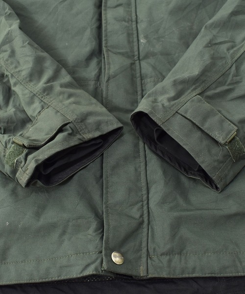 Carhartt（カーハート）の「【ヴィンテージ古着】90~00s Carhartt / カーハート フルジップ ナイロンワークジャケット（ナイロンジャケット・メンズ・カーキ・LARGE）」の2枚目の写真