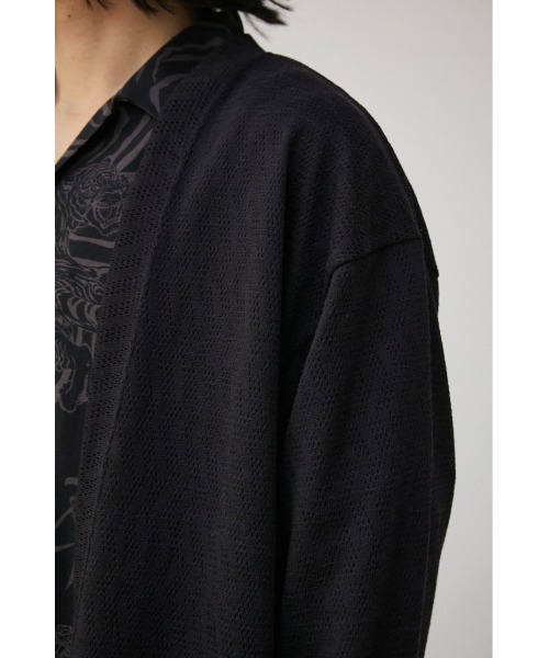 AZUL by moussy（アズールバイマウジー）の「SHEER CUT TOPPER/シアーカットトッパー（カーディガン/ボレロ・メンズ・ライトグレー/ブラック・MEDIUM/LARGE）」の11枚目の写真