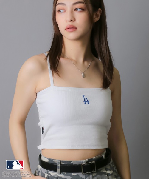 MLB(メジャーリーグベースボール)の「【MLB/メジャーリーグベースボール】カップ付きベアトップキャミソール(キャミソール・レディース・ダークグリーン/ホワイト×ブルー/ホワイト×ブラック/ブラック/オートミール/グレー・ONESIZE)」の16枚目の写真