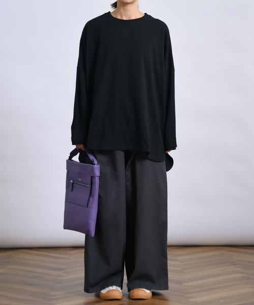 folka（フォルカ）の「3- 綿100% 裾ラウンド サイドスリット ワイド ロング Tシャツ（Tシャツ/カットソー・レディース・グレイッシュベージュ/ブラック/ナチュラル/モカ・ONE SIZE）」の12枚目の写真