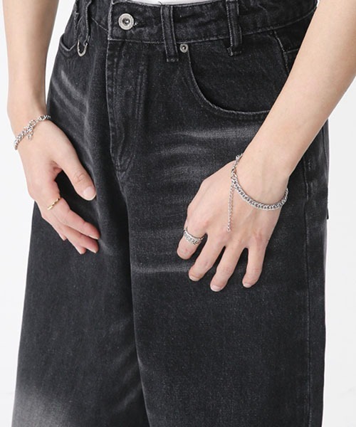 WESTBOY(ウエストボーイ)の「ルーズバギーウォッシュドデニムパンツ/セミワイドデニムパンツWO23S2PT06【WB ORIGINALS】(デニムパンツ・メンズ・ブラック・L/M/S/XL)」の2枚目の写真