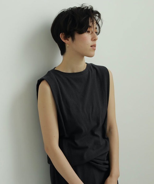 エトレトウキョウ　バックリボンTee ETRE TOKYO（エトレトウキョウ）の「オープンバックリボンTEE（Tシャツ