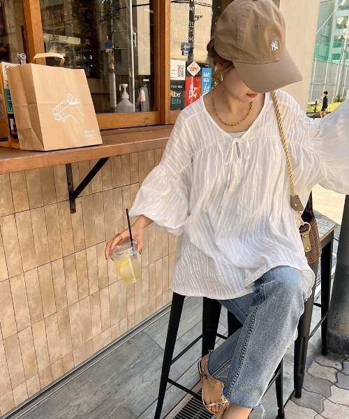 ISOOK（アイスー）の「Balloon sleeve loose blouse / バルーンスリーブルーズブラウス（シャツ/ブラウス・レディース・ブラック/アイボリー・FREE）」の10枚目の写真
