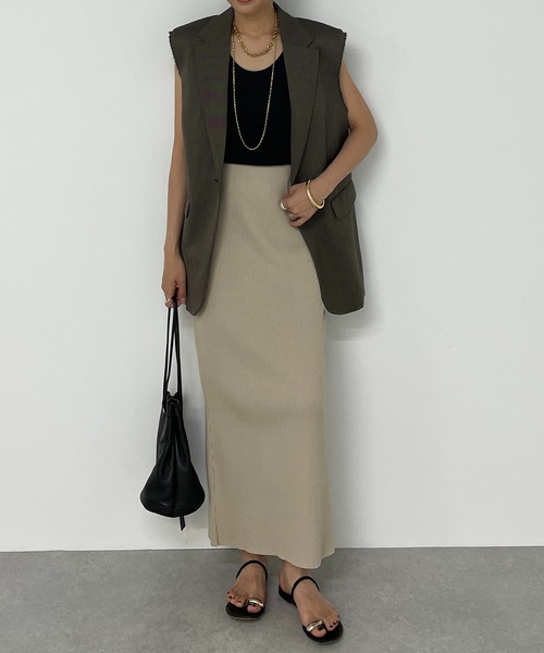 LOUNGEDRESS（ラウンジドレス）の「カットセミフレアスカート（スカート・レディース・アイボリー/ブラック・FREE）」の7枚目の写真