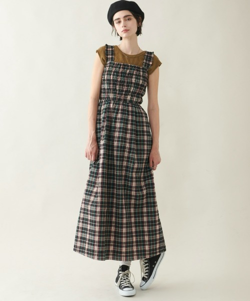 Unitage(ユニテージ)の「シャーリングワンピ―ス(ワンピース・レディース・レンガ/ブラック/カーキ・FREE)」の6枚目の写真