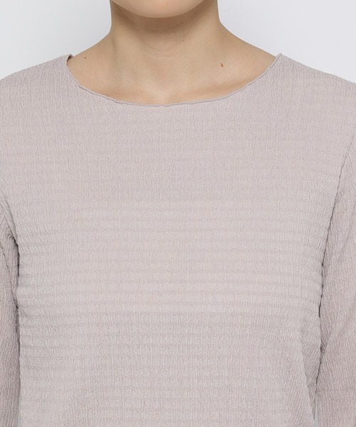 GLOBAL WORK(グローバルワーク)の「シャーリングメロープルオーバー/MATINEE LINE/972849(Tシャツ/カットソー・レディース・マスタード/グレイッシュベージュ/ブラック/オフホワイト・LARGE/MEDIUM)」の11枚目の写真