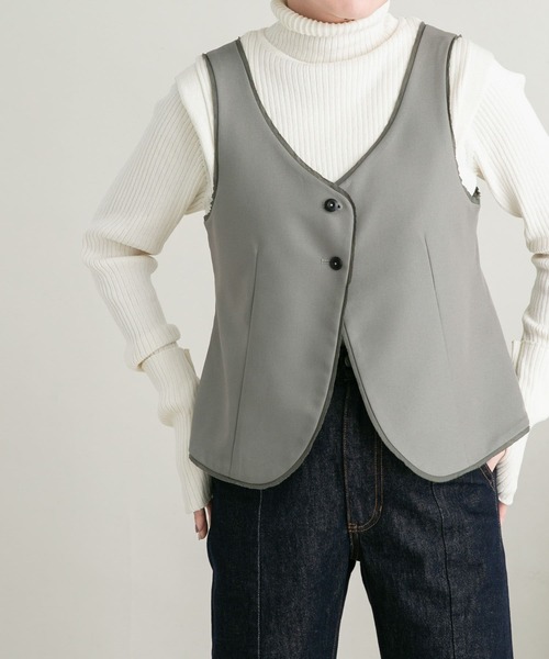 KBF(ケイビーエフ)の「カットオフデザインベスト(ベスト・レディース・チャコールグレー/グリーン系その他・ONE)」の3枚目の写真