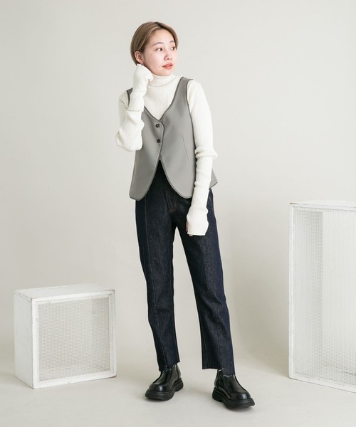 KBF(ケイビーエフ)の「カットオフデザインベスト(ベスト・レディース・チャコールグレー/グリーン系その他・ONE)」の7枚目の写真