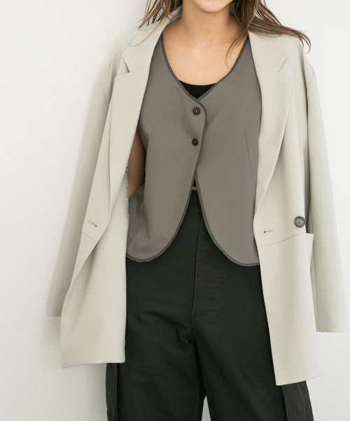 KBF(ケイビーエフ)の「カットオフデザインベスト(ベスト・レディース・チャコールグレー/グリーン系その他・ONE)」の10枚目の写真