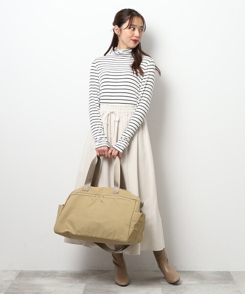SHOO・LA・RUE(シューラルー)の「◆【撥水】ビッグボストンバッグ【キャリーオン】(ボストンバッグ・レディース・ブラック/ベージュ・00)」の16枚目の写真