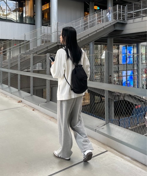 COLONY 2139（コロニートゥーワンスリーナイン）の「WEB・一部店舗限定 / ナップサック（バックパック/リュック・レディース・ベージュ/カーキ/ブラック・FREE）」の14枚目の写真